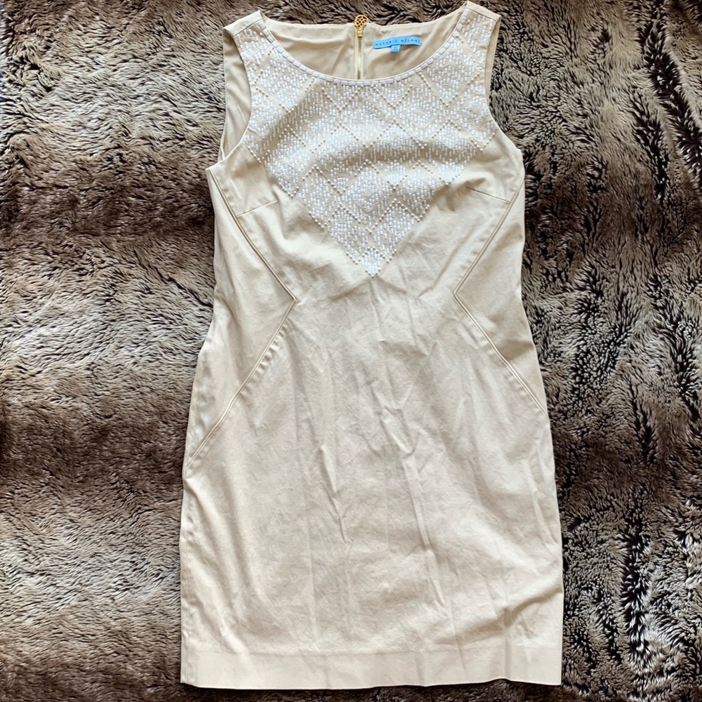 Beautiful tan and white Antonio Melani dress ♥️